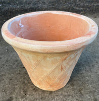 *50% OFF* Sophisticated Lattice Round Terracotta Pot Empty